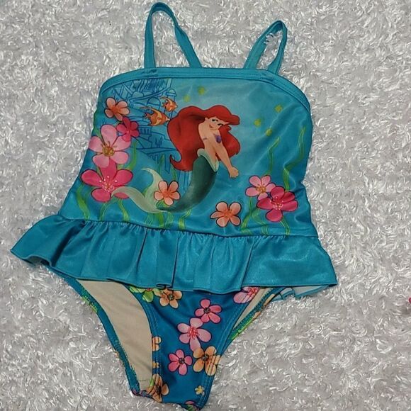 Bundle one piece Swimsuits - Picture 2 of 5